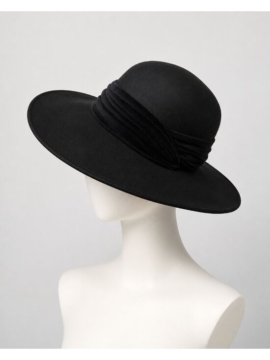 Whittall & Shon Vintage Black Felt Women\'s Hat: Wide-brim with strap